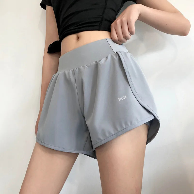 Women Yoga Shorts Quick Dry Fitness Running Shorts With Pocket